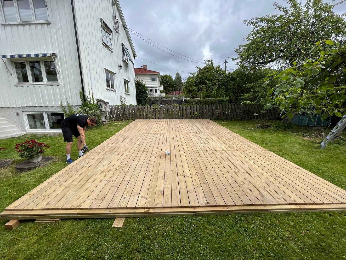 Tregulv til partytelt
